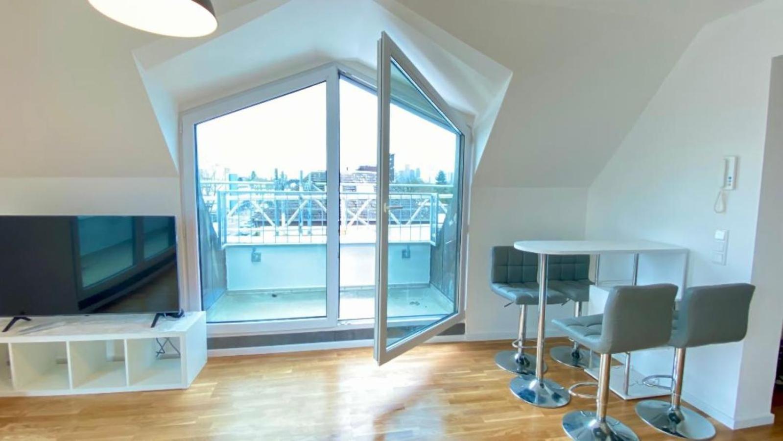 Schoenes Erwachen Im Frankfurter Penthouse Homestay *