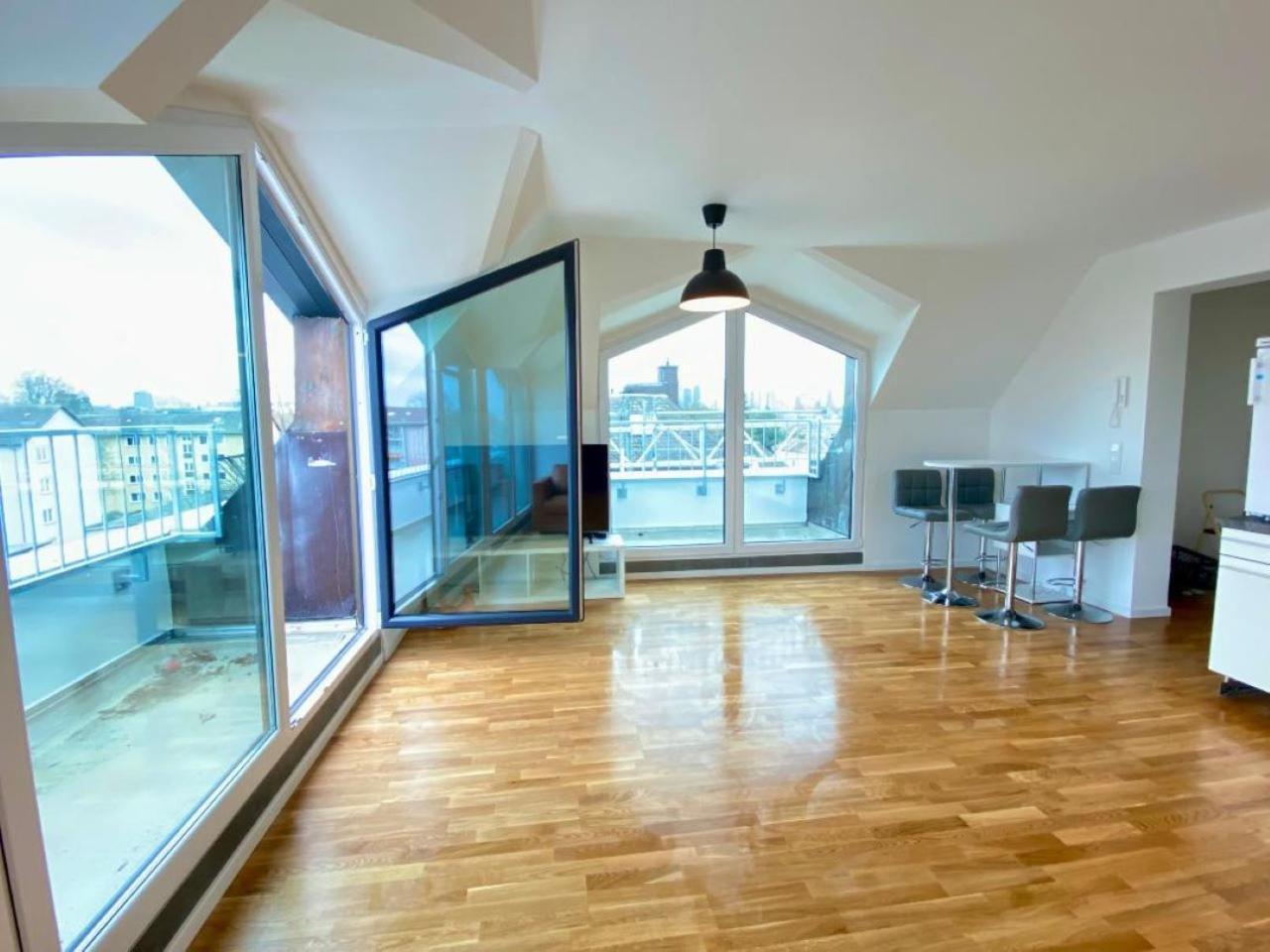 Schoenes Erwachen Im Frankfurter Penthouse Homestay *
