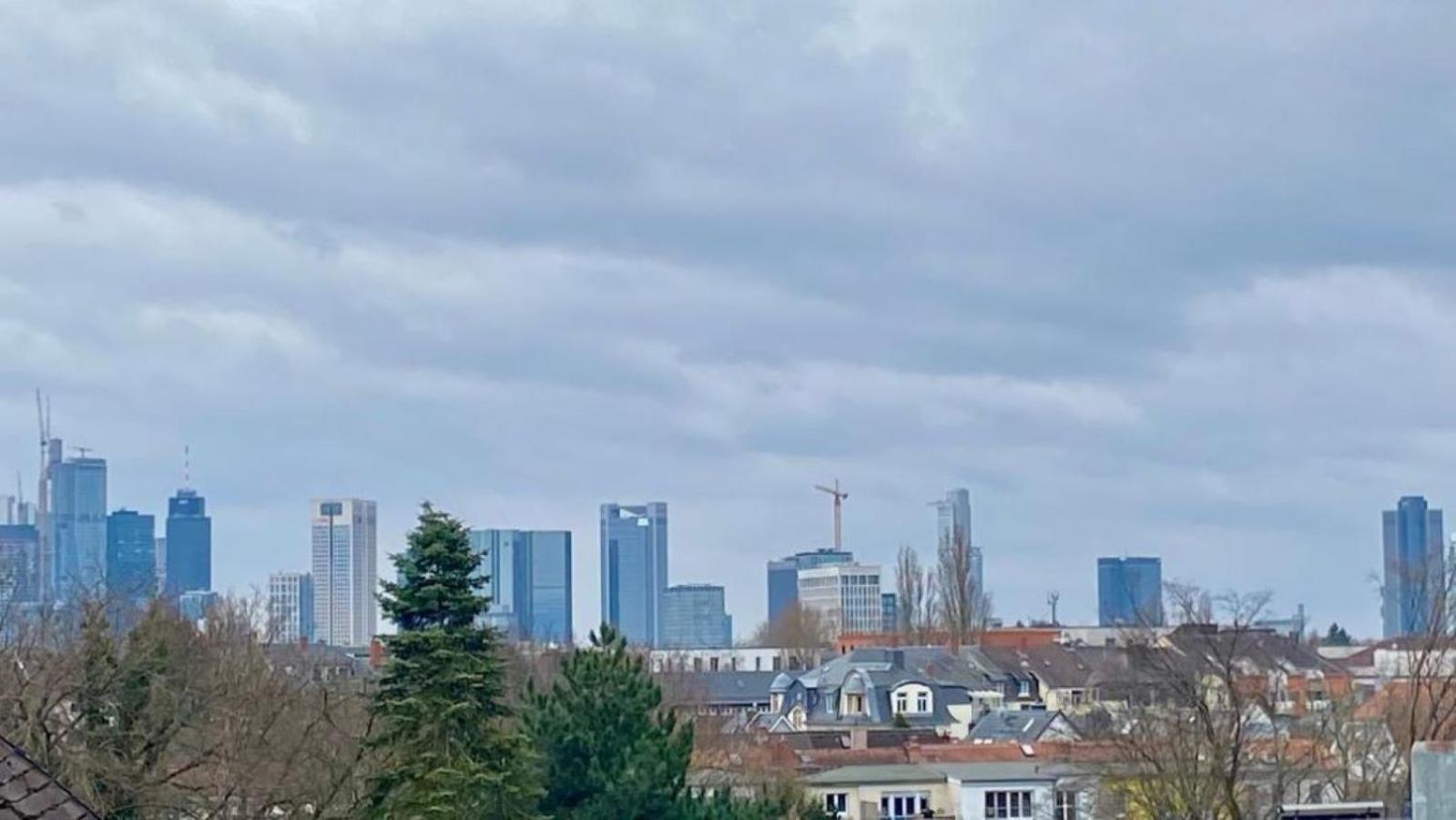Schoenes Erwachen Im Frankfurter Penthouse * Frankfurt am Main